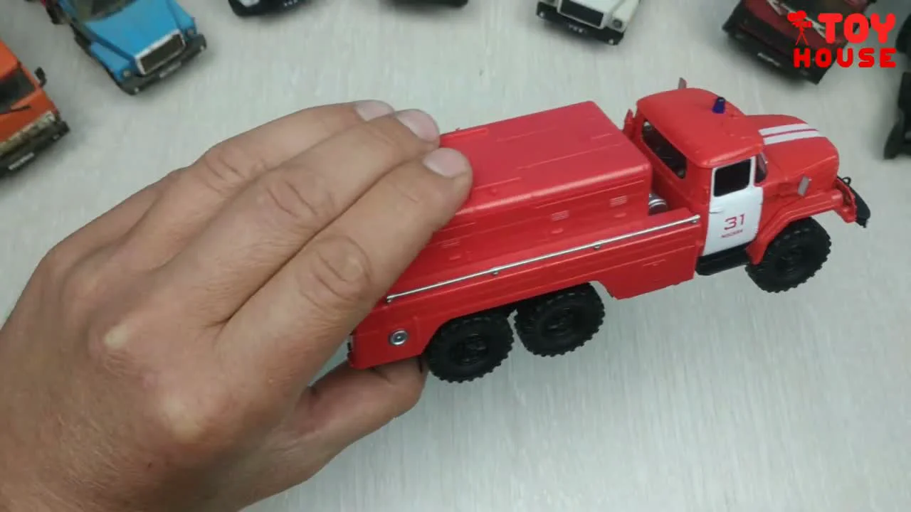 Коллекция грузовиков DeAgostini в масштабе 1:43: от пожарных до самосвалов