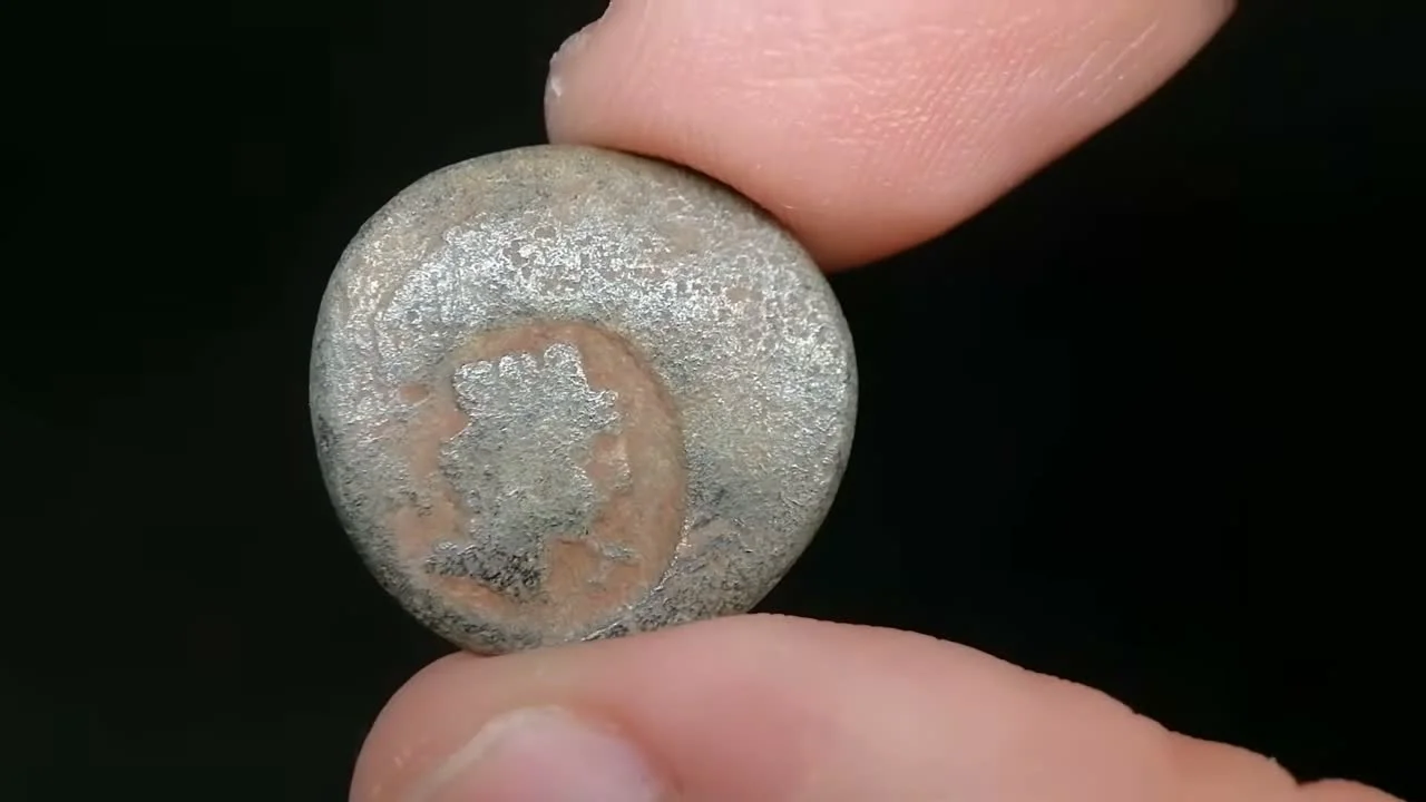 Клад из Помпеи: моментальный снимок денежного обращения